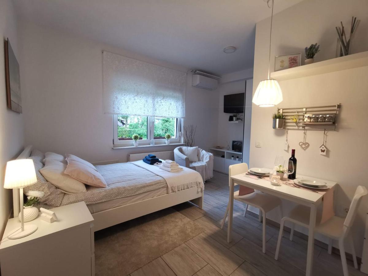 Studio Joy Ljubljana Exteriör bild